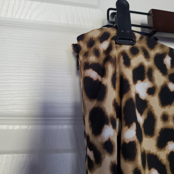 Calvin Klein Cheetah Print Asymmetrical Midi Skirt Size 10 Side Zip Leopard - Picture 5 of 11